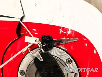Zdjęcie 8 z 9 samochodu: 2012 YAMAHA YZFR6 VIN:JYARJ16E8CA027003 - miniatura