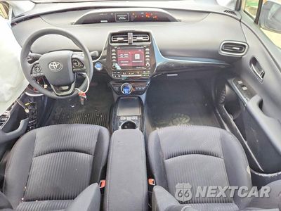 Zdjęcie 8 z 12 samochodu: 2022 TOYOTA PRIUS PRIME LE VIN:JTDKAMFP1N3213496 - miniatura