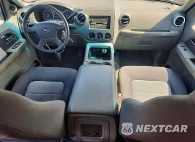 Zdjęcie 8 z 13 samochodu: 2006 FORD EXPEDITION XLT VIN:1FMPU15596LA65929 - miniatura