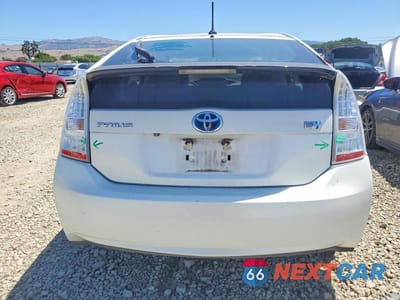 Zdjęcie 6 z 12 samochodu: 2010 TOYOTA PRIUS V VIN:JTDKN3DU6A0056728 - miniatura