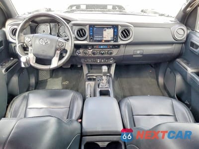 Zdjęcie 8 z 12 samochodu: 2018 TOYOTA TACOMA TRD OFF-ROAD VIN:5TFCZ5AN7JX122079 - miniatura