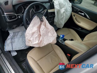 Zdjęcie 8 z 12 samochodu: 2018 INFINITI QX30 PREMIUM VIN:SJKCH5CR4JA049773 - miniatura