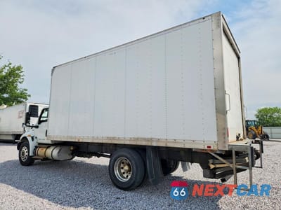 Drugie zdjęcie samochodu z przodu: 2019 INTERNATIONAL MV607 BOX TRUCK VIN:3HAEUMML5KL212951 - miniatura