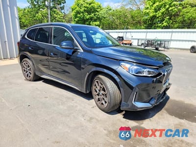 Czwarte zdjęcie samochodu z boku: 2026 BMW X1 XDRIVE28I VIN:WBX73EF09T5433577 - miniatura