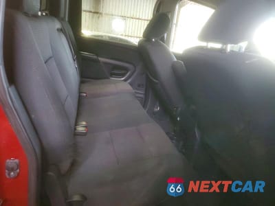 Zdjęcie 10 z 12 samochodu: 2015 NISSAN TITAN SV VIN:1N6AA0EDXFN514573 - miniatura