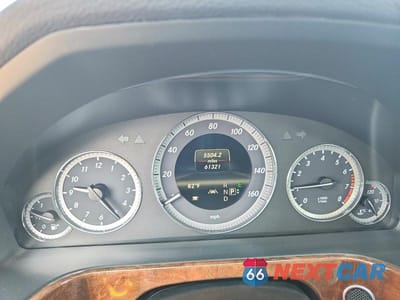 Zdjęcie 9 z 12 samochodu: 2013 MERCEDES-BENZ E 350 4MATIC VIN:WDDHF8JB6DA764814 - miniatura