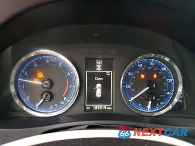 Zdjęcie 9 z 12 samochodu: 2017 TOYOTA COROLLA SE VIN:2T1BURHE5HC777390 - miniatura