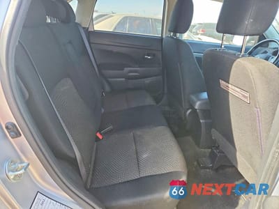 Zdjęcie 10 z 12 samochodu: 2016 MITSUBISHI OUTLANDER SPORT ES VIN:JA4AP3AU3GZ049356 - miniatura
