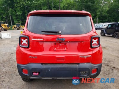Zdjęcie 6 z 13 samochodu: 2018 JEEP RENEGADE TRAILHAWK VIN:ZACCJBCB9JPG72587 - miniatura