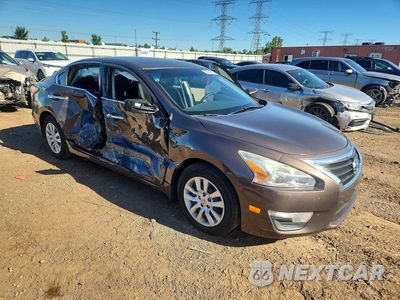 Czwarte zdjęcie samochodu z boku: 2015 NISSAN ALTIMA 2.5 S VIN:1N4AL3AP7EC100908 - miniatura