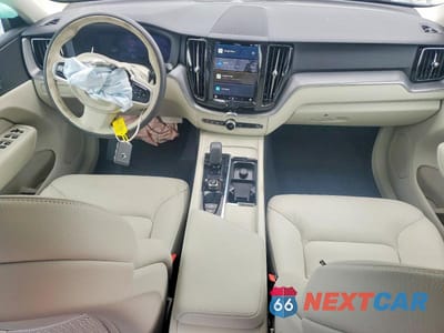 Zdjęcie 8 z 13 samochodu: 2025 VOLVO XC60 CORE VIN:YV4M12RJ3S1111920 - miniatura