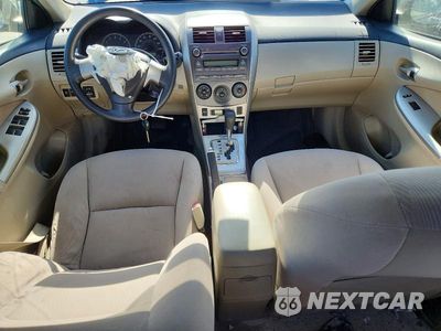 Zdjęcie 8 z 13 samochodu: 2011 TOYOTA COROLLA LE VIN:JTDBU4EE8B9154382 - miniatura