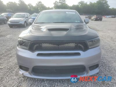 Piąte zdjęcie samochodu w środku: 2018 DODGE DURANGO SRT VIN:1C4SDJGJ1JC261199 - miniatura