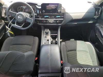 Zdjęcie 8 z 14 samochodu: 2024 NISSAN PATHFINDER SV VIN:5N1DR3BB6RC301628 - miniatura