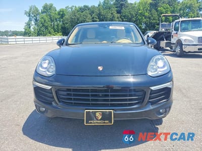 Piąte zdjęcie samochodu w środku: 2016 PORSCHE CAYENNE VIN:WP1AA2A23GLA03575 - miniatura