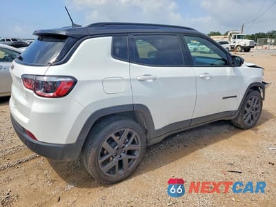 Trzecie zdjęcie samochodu z tyłu: 2026 JEEP COMPASS LIMITED VIN:3C4NJDCN5TT184103 - miniatura