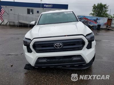 Piąte zdjęcie samochodu w środku: 2025 TOYOTA TACOMA SR5 VIN:3TMLB5JN1SM151749 - miniatura