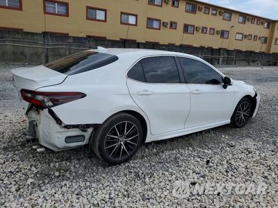 Trzecie zdjęcie samochodu z tyłu: 2021 TOYOTA CAMRY SE VIN:4T1G11AK8MU543026 - miniatura