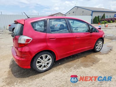 Trzecie zdjęcie samochodu z tyłu: 2010 HONDA FIT SPORT VIN:JHMGE8G41AC002426 - miniatura