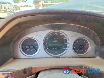 Zdjęcie 9 z 12 samochodu: 2011 MERCEDES-BENZ GLK 350 VIN:WDCGG8HB5BF608007 - miniatura