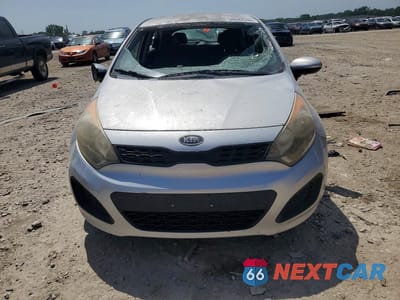 Piąte zdjęcie samochodu w środku: 2012 KIA RIO LX VIN:KNADM5A31C6036502 - miniatura