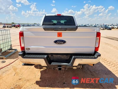 Zdjęcie 6 z 12 samochodu: 2019 FORD F250 SUPER DUTY VIN:1FT7W2B69KEC22326 - miniatura