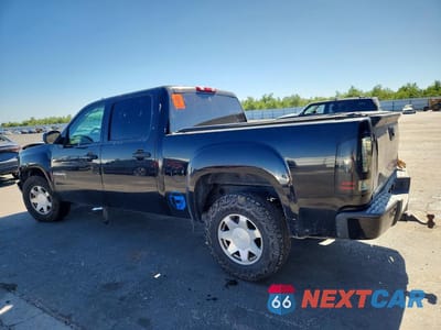 Drugie zdjęcie samochodu z przodu: 2007 GMC NEW SIERRA DENALI VIN:2GTEK638471689074 - miniatura