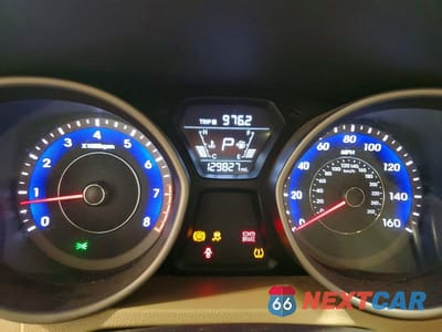 Zdjęcie 9 z 12 samochodu: 2015 HYUNDAI ELANTRA SE VIN:KMHDH4AEXFU251648 - miniatura