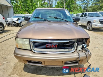 Piąte zdjęcie samochodu w środku: 2003 GMC SONOMA VIN:1GTCS19X338224852 - miniatura