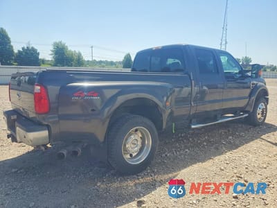Trzecie zdjęcie samochodu z tyłu: 2008 FORD F450 SUPER DUTY VIN:1FTXW43R68EB77536 - miniatura