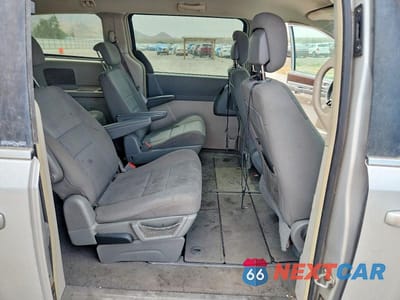 Zdjęcie 11 z 13 samochodu: 2010 CHRYSLER TOWN & COUNTRY TOURING VIN:2A4RR5D12AR432152 - miniatura