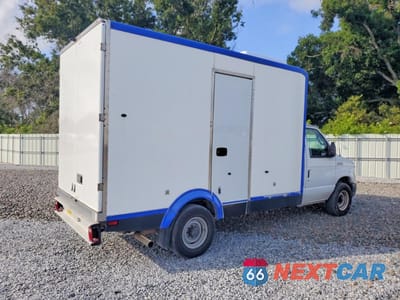 Trzecie zdjęcie samochodu z tyłu: 2023 FORD E350 REFRIGERATED BOX TRUCK VIN:1FDWE3FK6PDD14711 - miniatura