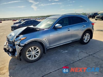 2017 INFINITI QX70 BASE JN8CS1MU7HM140551 - główne zdjęcie licytacji z USA - miniatura