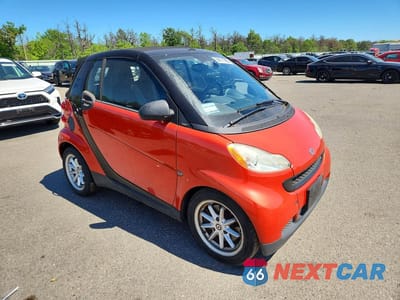 Czwarte zdjęcie samochodu z boku: 2008 SMART FORTWO PASSION VIN:WMEEK31X58K142858 - miniatura