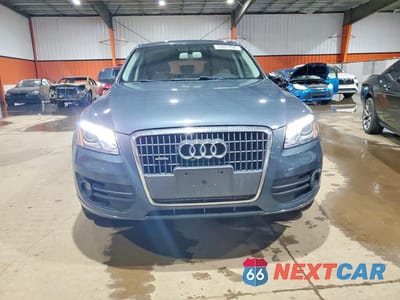 Piąte zdjęcie samochodu w środku: 2011 AUDI Q5 PREMIUM PLUS VIN:WA1VFCFP3BA109022 - miniatura
