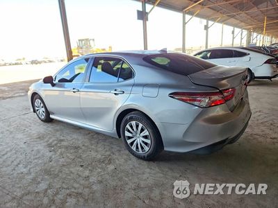 Drugie zdjęcie samochodu z przodu: 2020 TOYOTA CAMRY LE VIN:4T1C31AK9LU545777 - miniatura