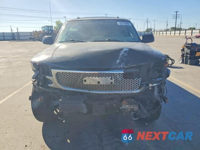Piąte zdjęcie samochodu w środku: 2003 GMC YUKON XL DENALI VIN:1GKFK66U33J168543 - miniatura
