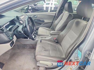 Zdjęcie 7 z 12 samochodu: 2013 HONDA INSIGHT EX VIN:JHMZE2H76DS001975 - miniatura