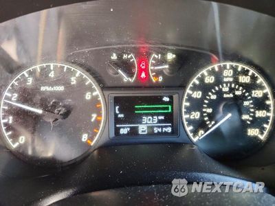 Zdjęcie 9 z 12 samochodu: 2017 NISSAN SENTRA S VIN:3N1AB7AP7HY350586 - miniatura