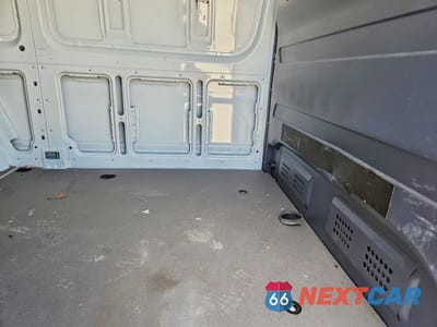 Zdjęcie 10 z 12 samochodu: 2024 MERCEDES BENZ SPRINTER 2500 VIN:W1Y4KBHYXRT169600 - miniatura