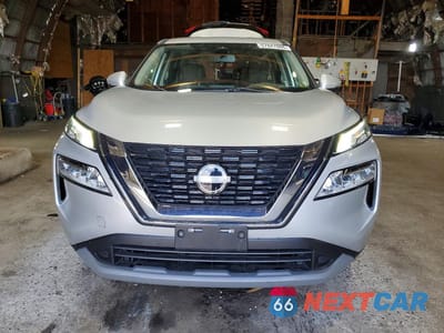 Piąte zdjęcie samochodu w środku: 2023 NISSAN ROGUE SV VIN:JN8BT3BB4PW465263 - miniatura
