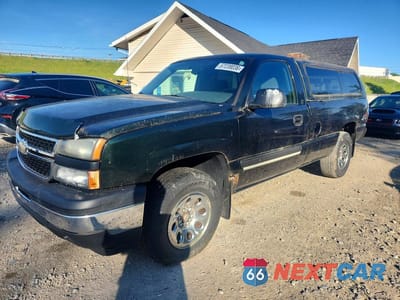 2006 CHEVROLET SILVERADO K1500 1GCEK14T56E154080 - główne zdjęcie licytacji z USA - miniatura