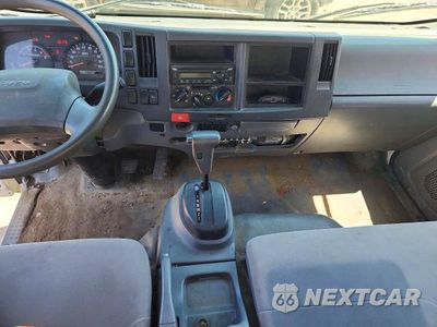 Zdjęcie 8 z 12 samochodu: 2019 ISUZU NPR HD BOX TRUCK BOX TRUCK VIN:54DC4W1C8KS814414 - miniatura