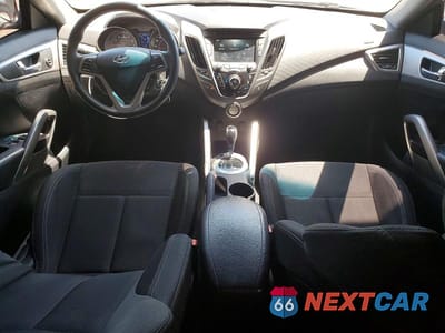 Zdjęcie 8 z 12 samochodu: 2014 HYUNDAI VELOSTER BASE VIN:KMHTC6AD6EU193565 - miniatura