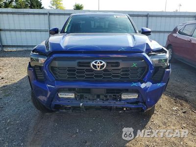 Piąte zdjęcie samochodu w środku: 2024 TOYOTA TACOMA TRD OFF-ROAD VIN:3TMLB5JN3RM082654 - miniatura
