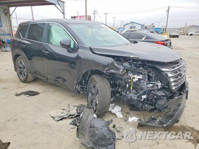 Czwarte zdjęcie samochodu z boku: 2026 NISSAN ROGUE SV VIN:5N1BT3BA2TC719725 - miniatura