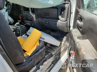 Zdjęcie 8 z 11 samochodu: 2025 CHEVROLET SILVERADO VIN:3GCNKAED1SG153115 - miniatura