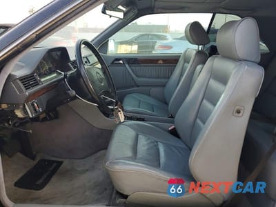 Zdjęcie 7 z 12 samochodu: 1991 MERCEDES-BENZ 300 CE VIN:WDBEA51DXMB323840 - miniatura