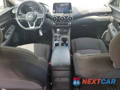Zdjęcie 8 z 12 samochodu: 2025 NISSAN SENTRA SV VIN:3N1AB8CV4SY376040 - miniatura