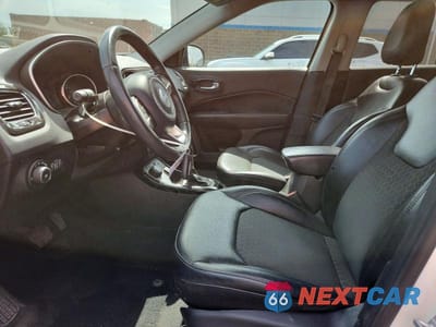 Zdjęcie 7 z 14 samochodu: 2018 JEEP COMPASS LATITUDE VIN:3C4NJDBBXJT481128 - miniatura